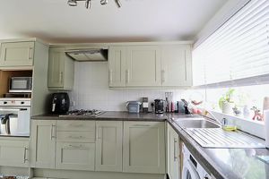 Kitchen- click for photo gallery